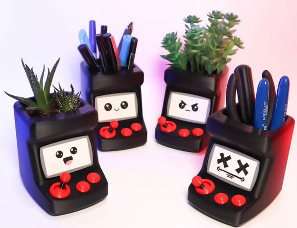 Arcade Desk Buddy – Organizer, Planter